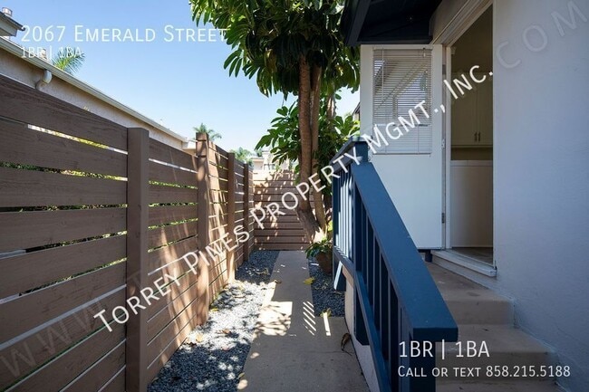 Building Photo - 2067 Emerald St