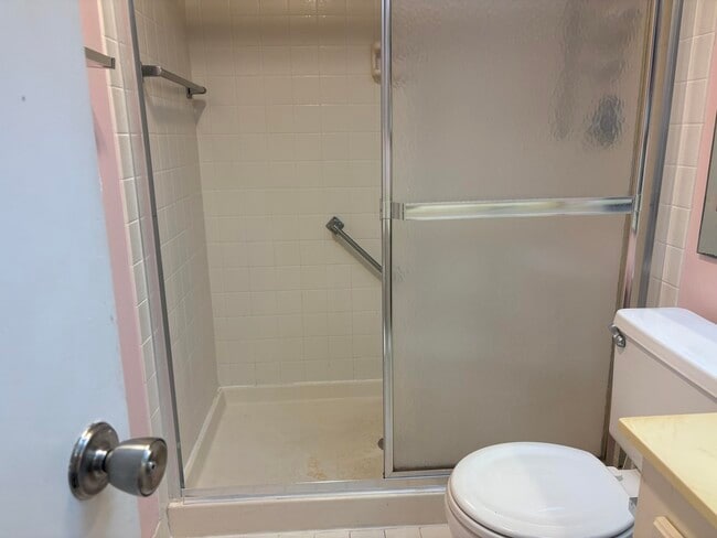 Building Photo - 4602 Martinique Way