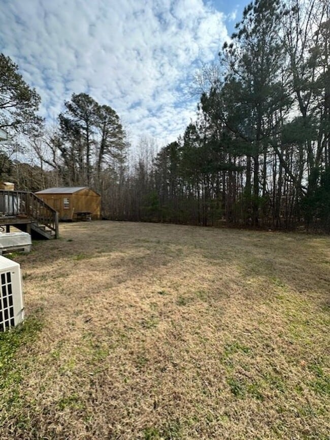 Building Photo - Updated 1 bedroom/1 bath