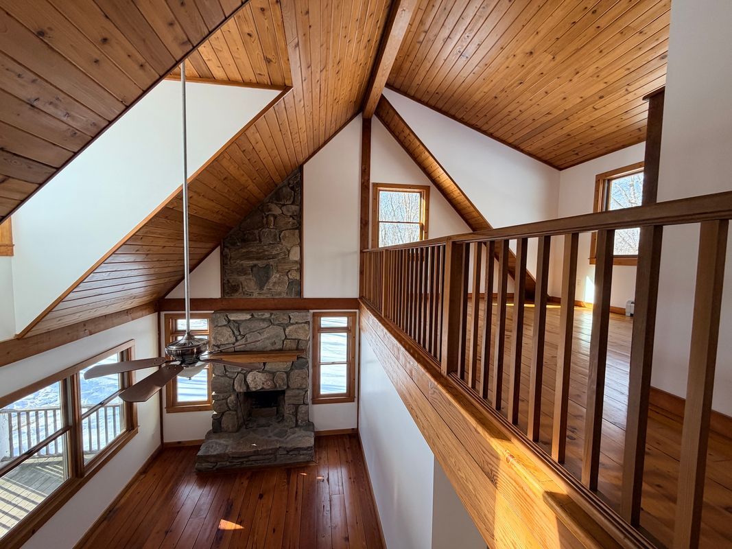 Building Photo - 249 Woodbury Rd