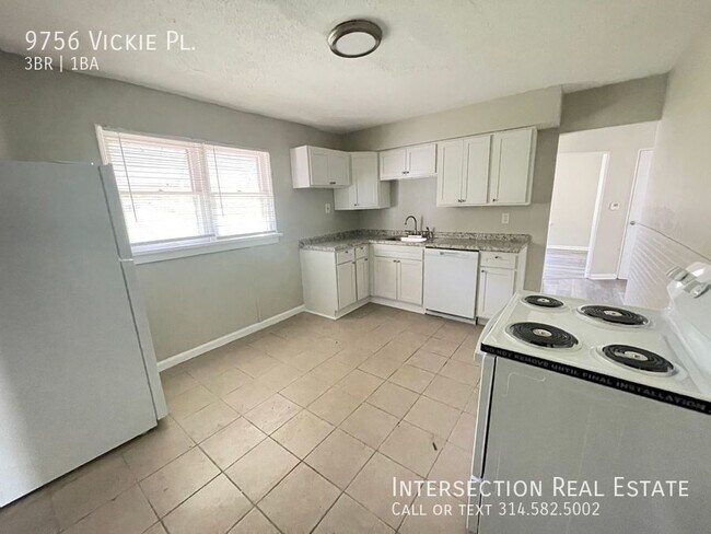 Building Photo - 9756 Vickie Pl