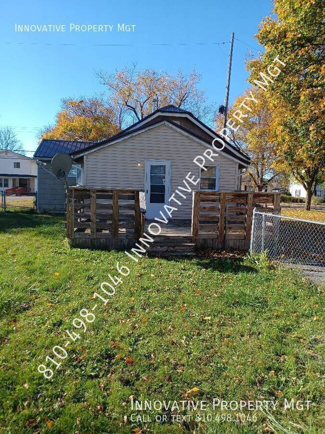 Building Photo - Charming Ranch style 2 bedroom, 1 bath hom...