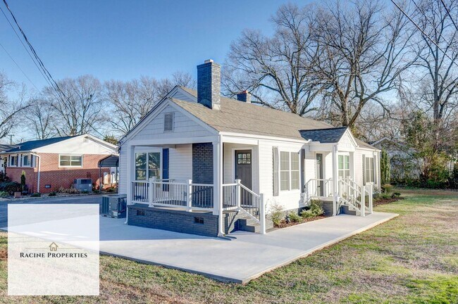 Building Photo - Charming Three Bedroom in Greer, SC