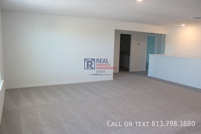 Building Photo - 1716 Tropical Oasis Ave