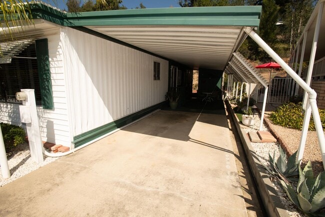 Building Photo - 2 Bedrooms | 2 Bathrooms | Resort-Inspired Community