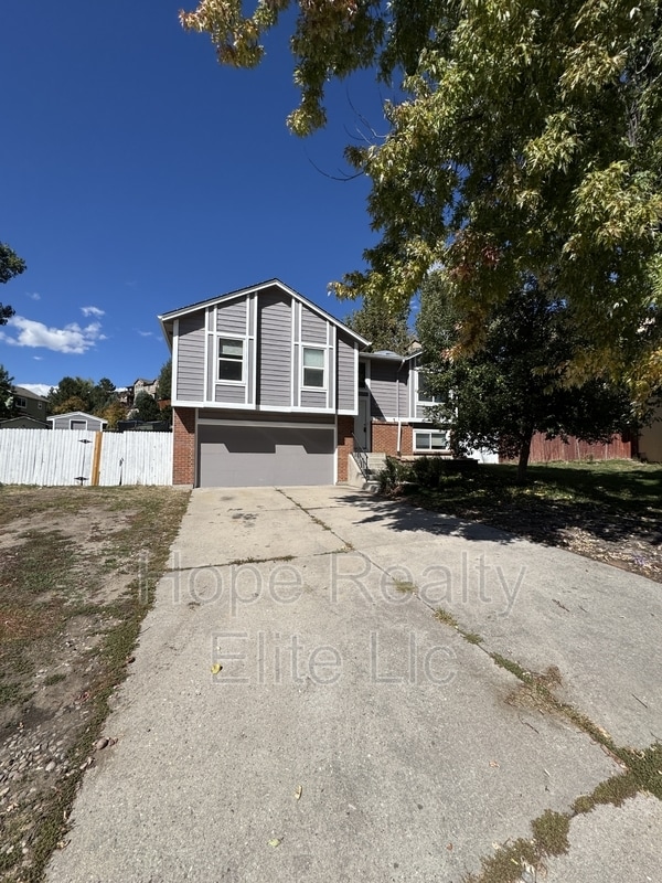 Building Photo - 6950 Sagewood Ct
