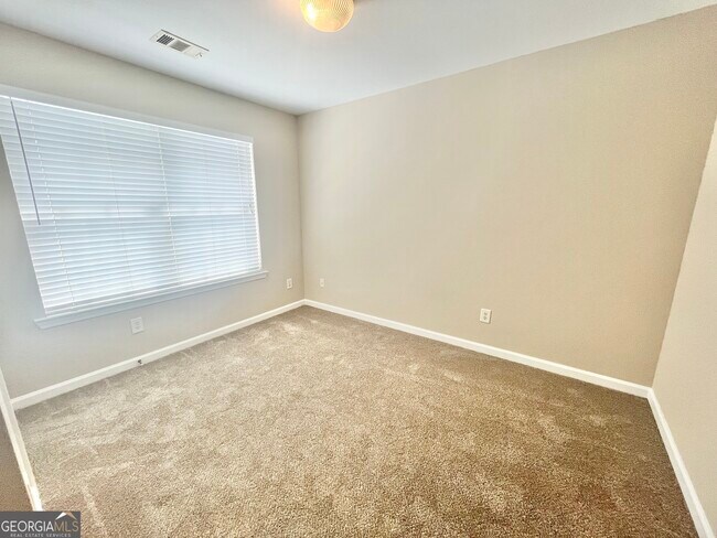 Building Photo - 4713 Autumn Rose Trail