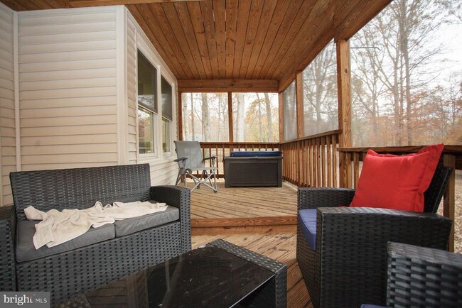 Building Photo - 8391 Miller Pl