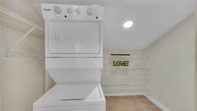 Building Photo - 4635 NW 97th Pl