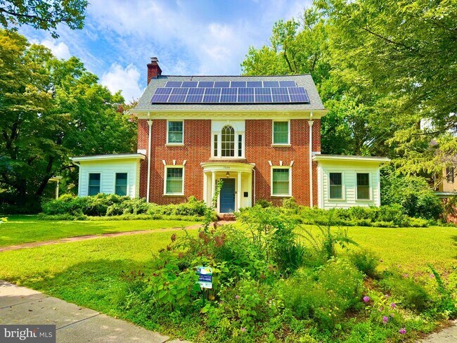 Building Photo - 7538 Morningside Dr NW