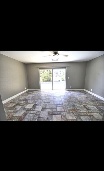 Building Photo - 1402 Cormorant Rd