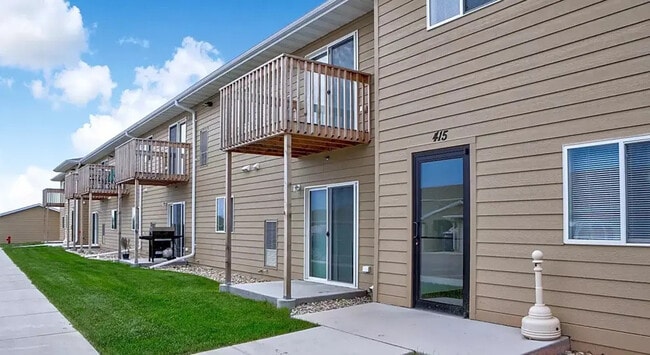 Building Photo - The Meadows Apartments