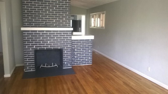 Building Photo - 887 Lane Allen Rd
