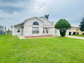 Building Photo - Beautiful 4 Bed / 2 Bath Single-Family Home with Fenced Yard & Screened Patio