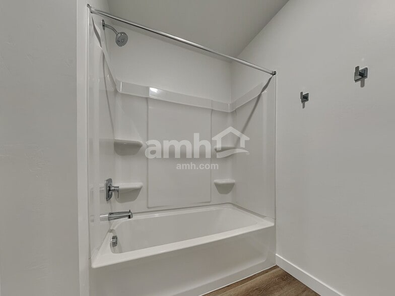 Building Photo - 6482 E Paseo Alga