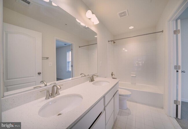 Building Photo - 5014 Sir Lucas Ln