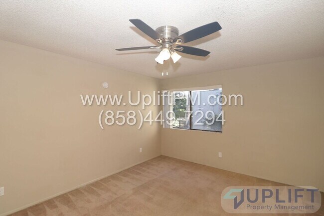 Building Photo - 1908 Via Las Palmas