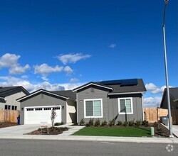Building Photo - Foothill Perfection with Solar + EV car ch...