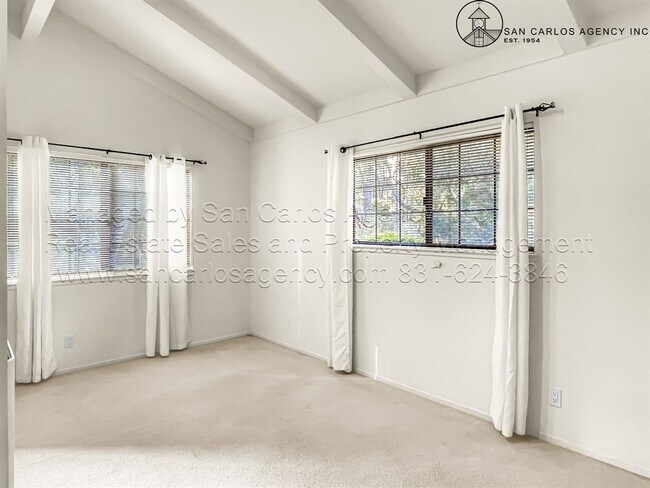 Building Photo - 39 Linda Vista Pl