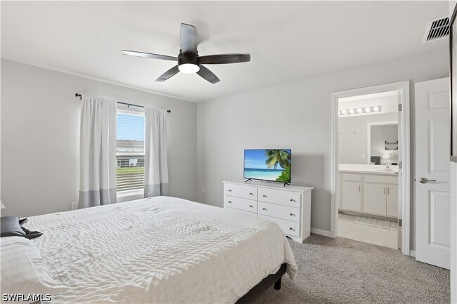 Building Photo - 15054 Wildflower Cir