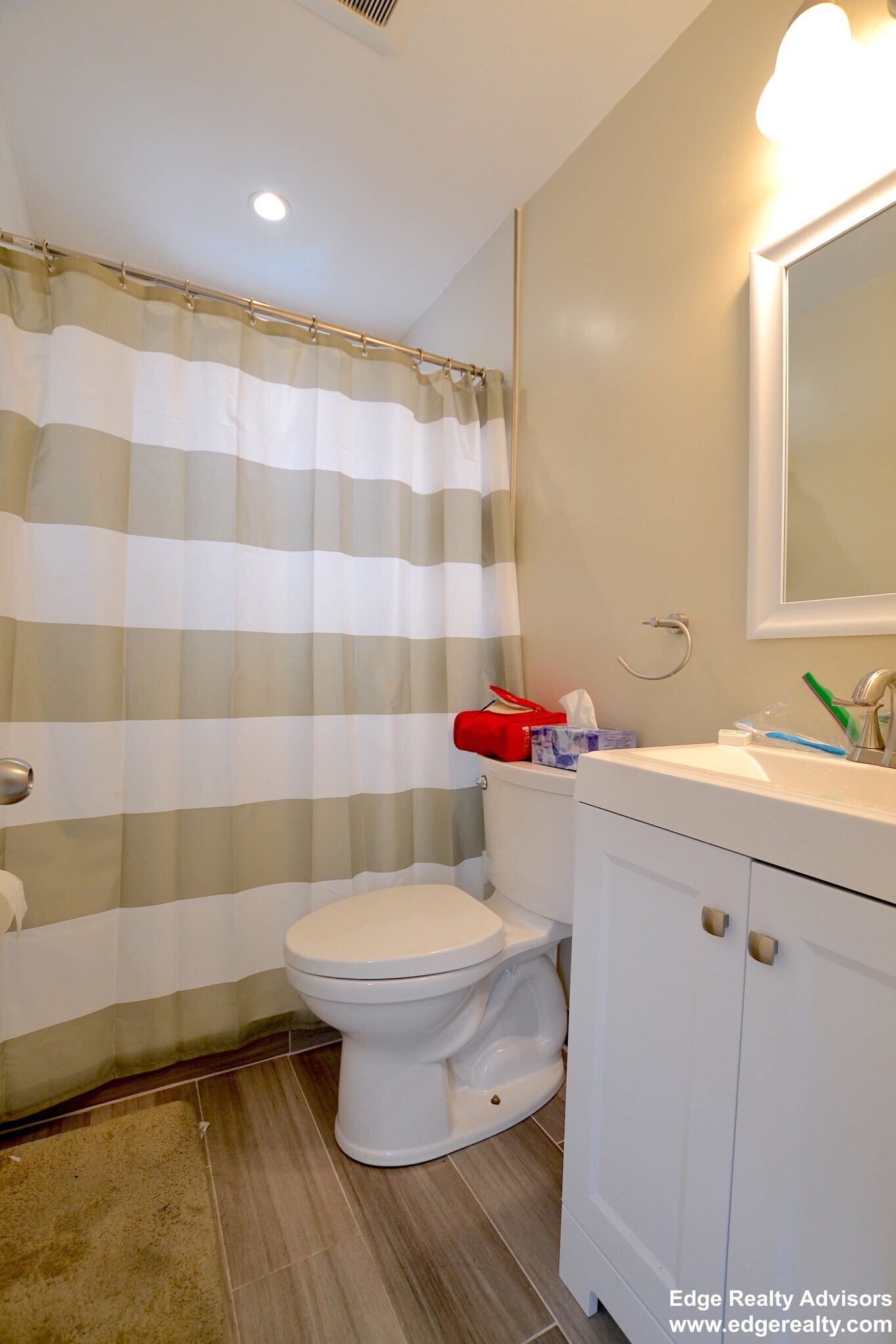 Building Photo - 40 Union St