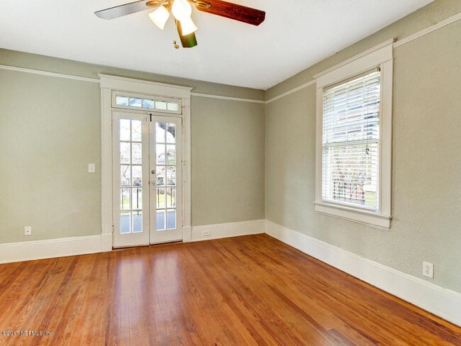 Building Photo - 2118 Herschel St