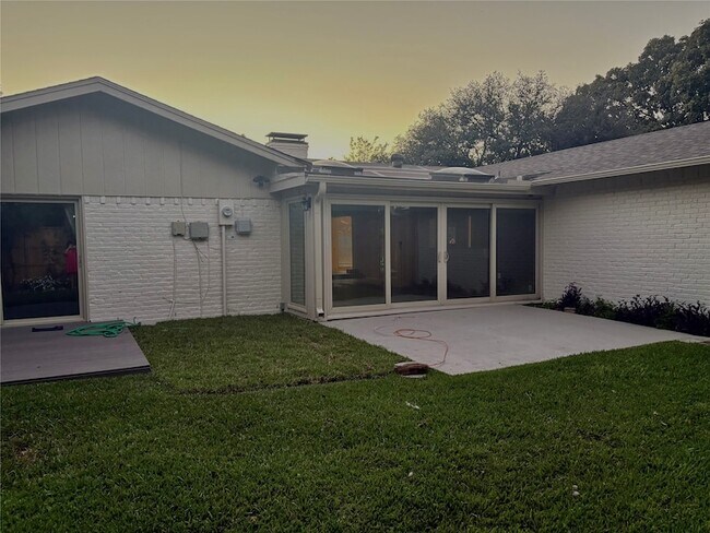 Building Photo - 2906 Whitemarsh Cir