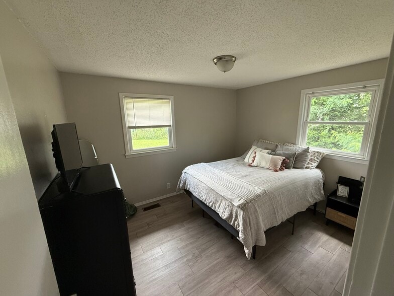Bedroom 1 - 101 Evergreen Circle