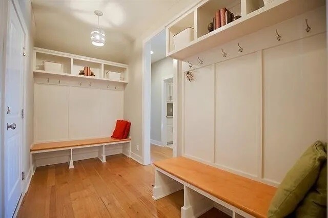 Building Photo - 17332 Ballentine St