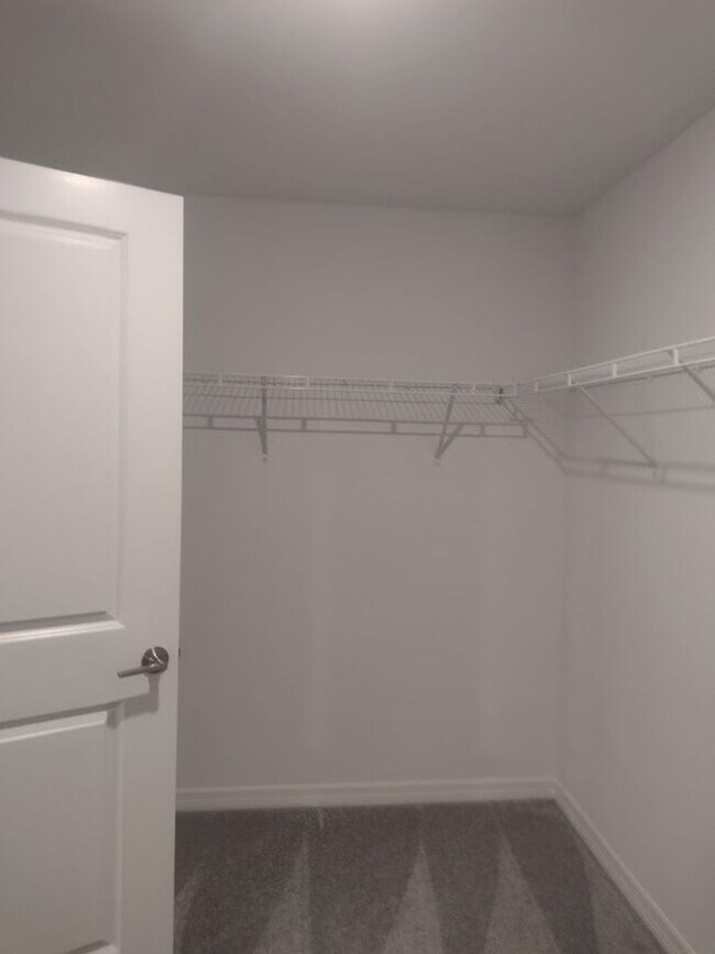 Building Photo - Bartow Rental Home!