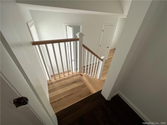 Building Photo - 144 Rakoczy Ave