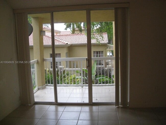 Building Photo - 4650 NW 97th Ct