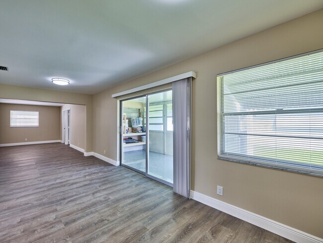 Building Photo - 2081 SW 13th Terrace