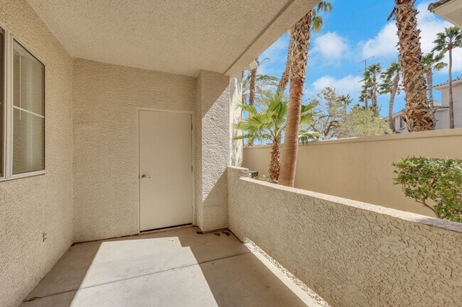 Building Photo - 7103 S Durango Dr
