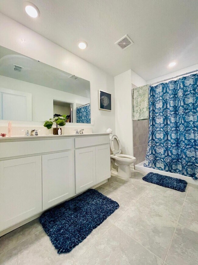 Building Photo - 639 Daring Dr