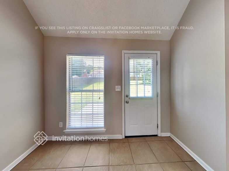 Building Photo - 239 Kings Cove