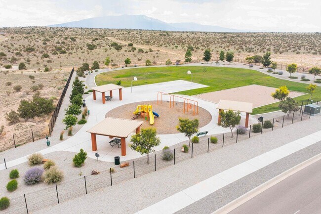 Building Photo - For Rent | Unfurnished Home | 4 Bed / 2.5 Bath | 2 Car Garage | 2-Story | Rio Rancho | Solar