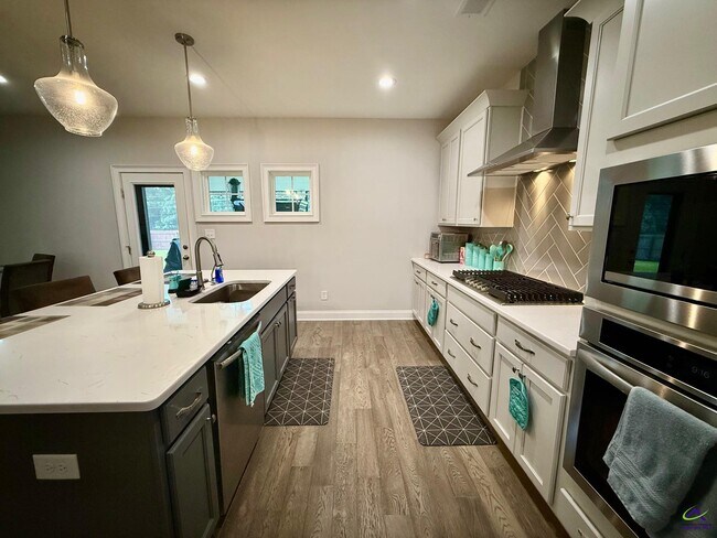 Building Photo - 404 Bella Notte Cir