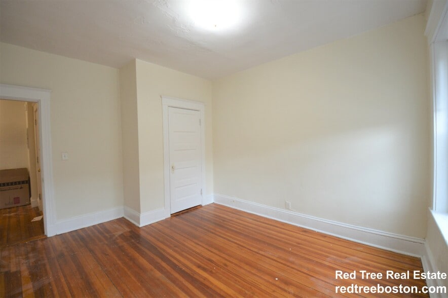 Building Photo - 1377 Commonwealth Ave