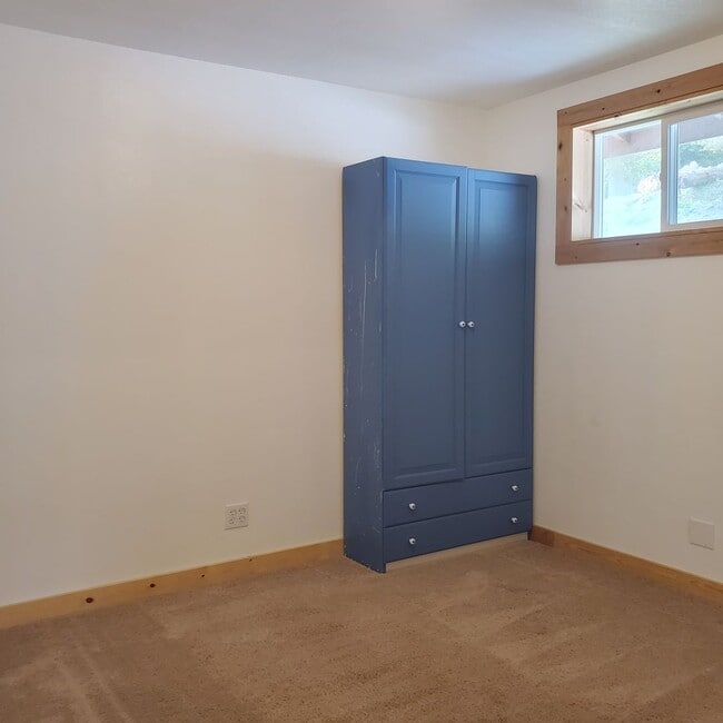Building Photo - Awesome cabin for sale by owner or rent