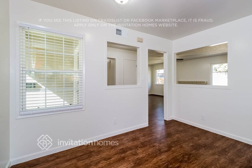 Building Photo - 4317 Stockbridge Ave