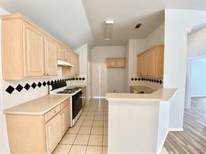 Building Photo - 3169 Riverside Dr