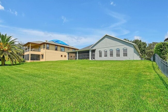 Building Photo - 231 Lakay Pl