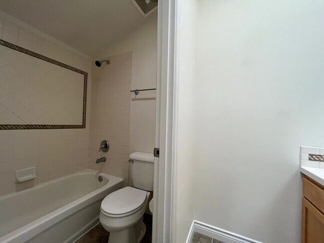 Building Photo - 1428 NW 59th St