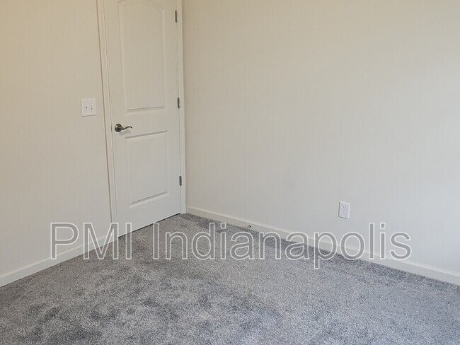 Building Photo - 15364 Staffordshire Wy