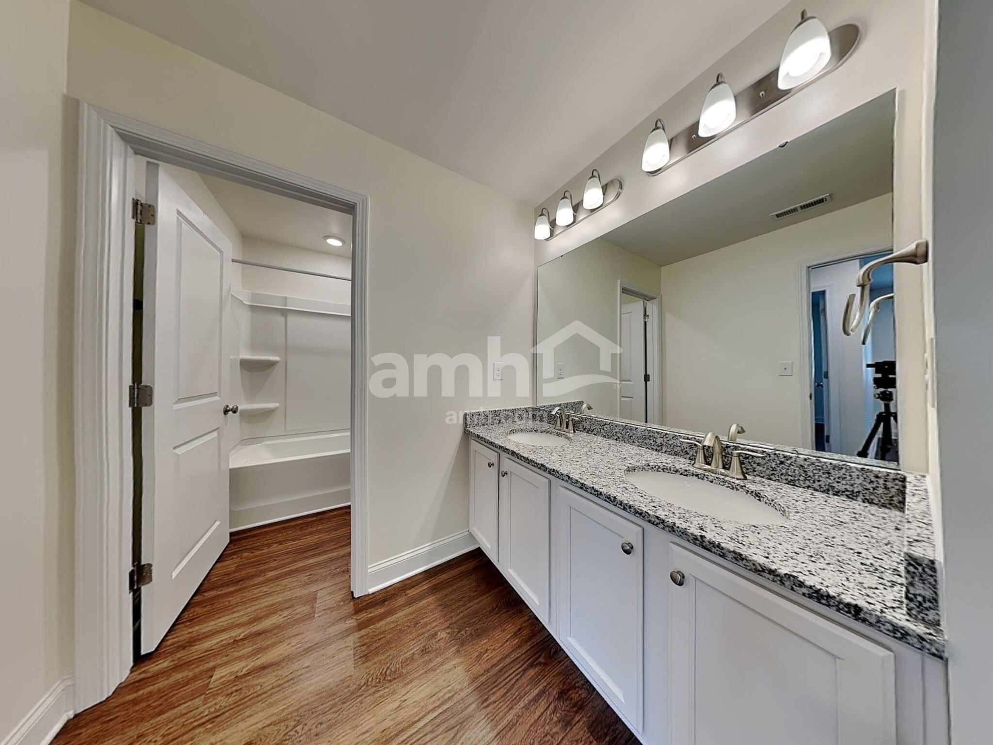 Building Photo - 17331 Alydar Commons Ln