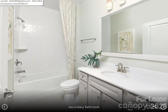 Building Photo - 2650 Headwind Ct