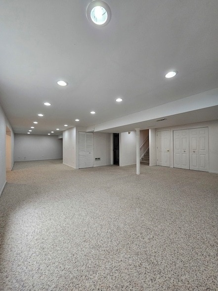 Building Photo - 420 Merry Oaks Rd
