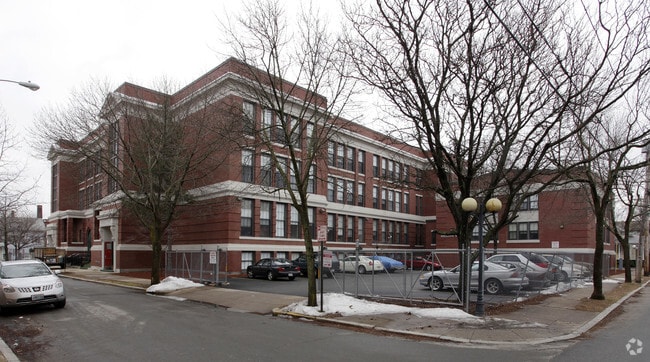 359 Carpenter Street - Bridgham Manor