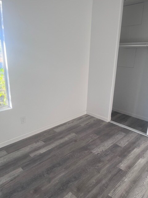 Building Photo - 40054 Ridgemist St